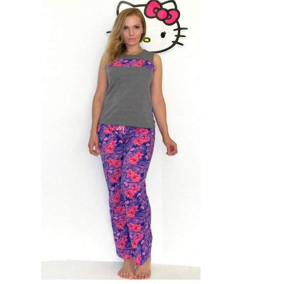 Sanrio Hello Kitty "Tropical Escape" women's Lounge Set Pajama, M,Gray/Blue/Pink - Picture 4 of 6
